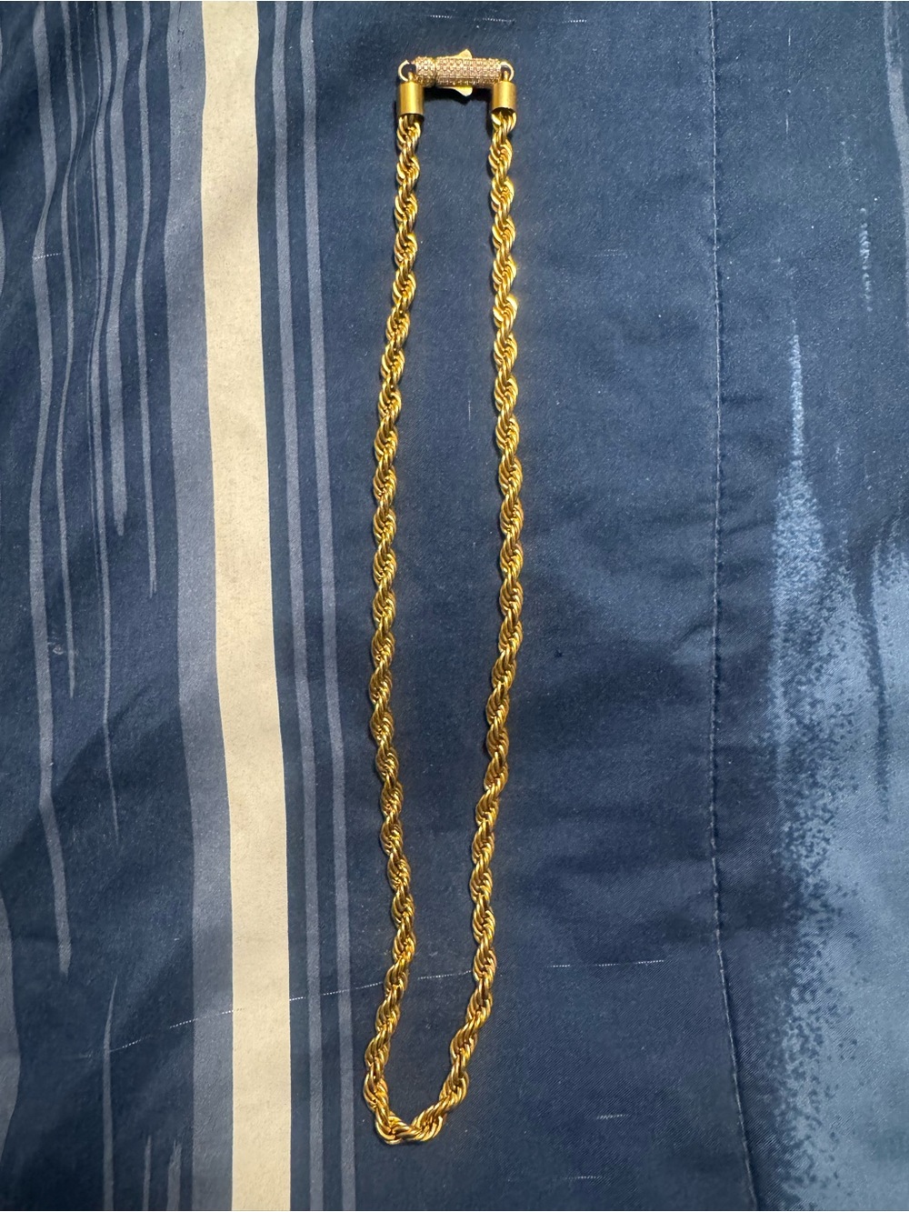 Gold Rope Chain Necklace With Moissanite Clasps